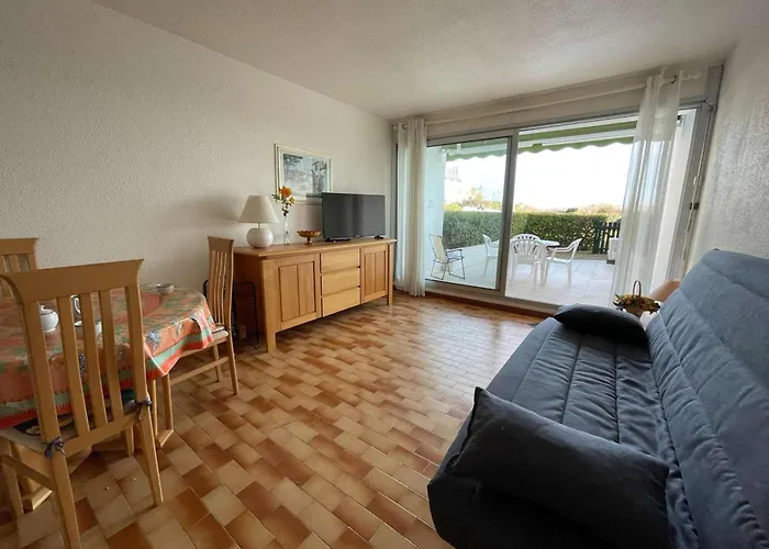 En Bord De Avec Jardin Ideal Famille - Fr-1-328-284